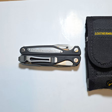 Leatherman Charge Multi-Tool mit Nylonscheide Bit-Kit & Bit-Schraubendreher, MPN 832547