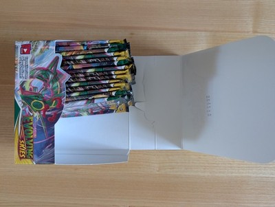 LEERE Pokemon Evolving Skies Display Box Inkl. 13 LEEREN Boostern