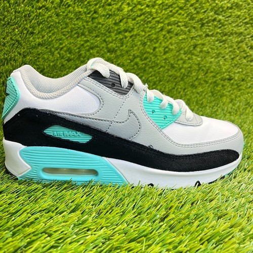 Nike Air Max 90 Jungen Größe 5,5Y Weiß Grau Schwarz Sportschuhe Lederschuhe Turnschuhe