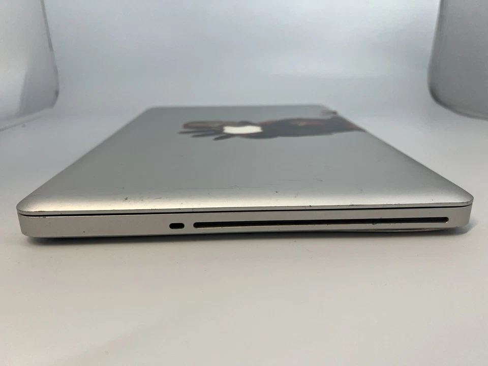 Apple MacBook Pro (13-Inch, 2.4 GHz, 4GB RAM, 750GB SSD, Mid-2010) - Image 2 of 4