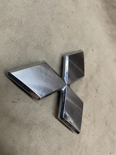 04 05 06 MITSUBISHI GALANT REAR TRUNK LID EMBLEM LOGO BADGE SIGN USED OEM A33546 - Picture 2 of 7