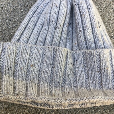 MADEWELL Cuffed Beanie Hat Cap 100% Wool Grey Ribbed Pom  display picture 1