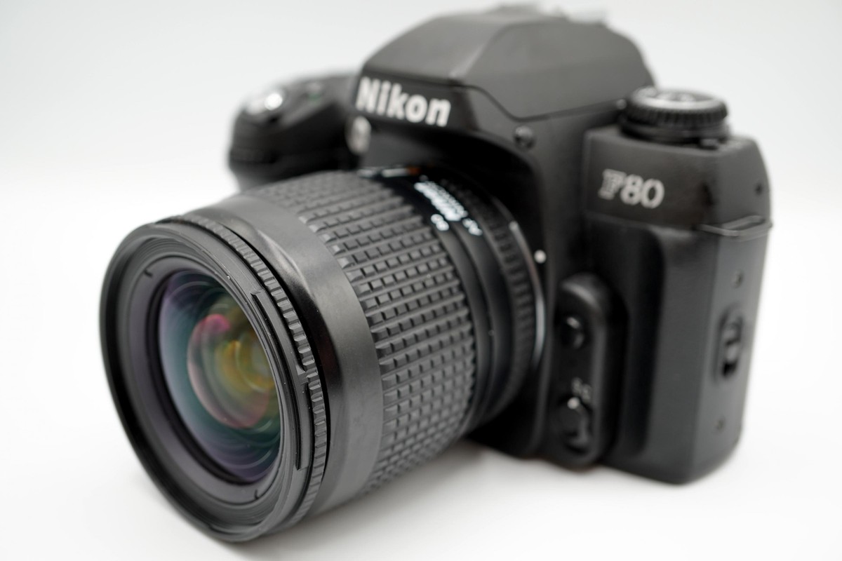 Nikon F80 D 35mm Film Camera 28-80mm F3.5-5.6D Lens From