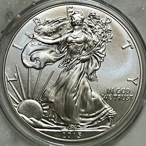 2015 American Silver Eagle 1 oz .999 Fine Silver Dollar Uncirculated