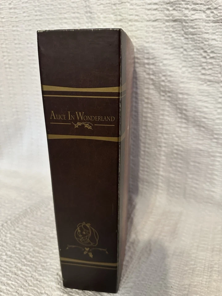 Disney Colección Navidad Alicia en el País de las Maravillas Libro de Cuentos Conjunto de Adornos Foto 4 de 4