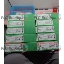 NEW SCHNEIDER 140DRA84000 PLC Input & Output Module in BOX