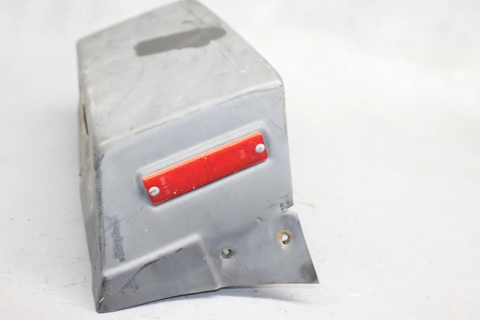 Arctic Cat Wildcat 700 1996 EFI luz trasera montaje freno trasero joroba 0609-091 Foto 3 de 4