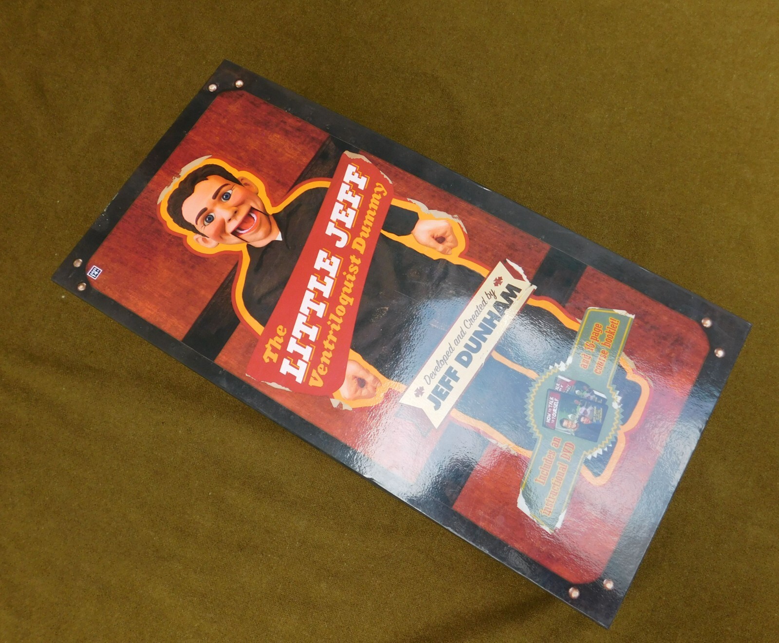 2011 NECA JEFF DUNHAM LITTLE JEFF VENTRILOQUIST DUMMY IN BOX WITH DVD