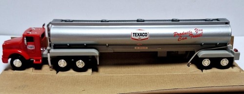 Texaco 1975 Toy Tanker Truck Working Lights and Sounds 1995 Edition New Open Box - Picture 5 of 7