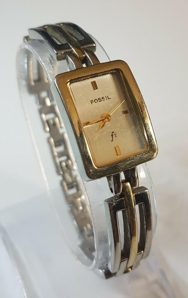 Beautiful FOSSIL F2 Women's Quartz Watch | eBay