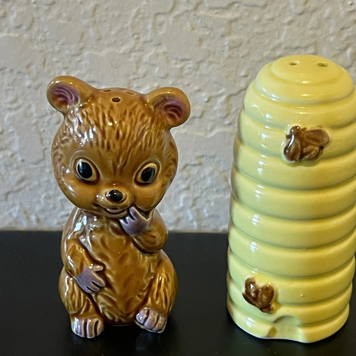 Beehive salt best sale and pepper shakers