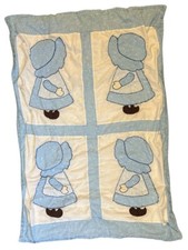 Vtg Crib Blanket sun bonnet sue cotton Retro Squares applique Approx 47 x 35