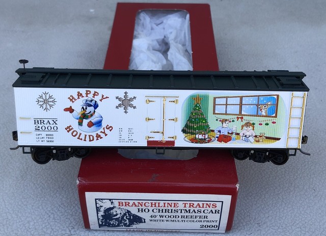ho christmas train cars