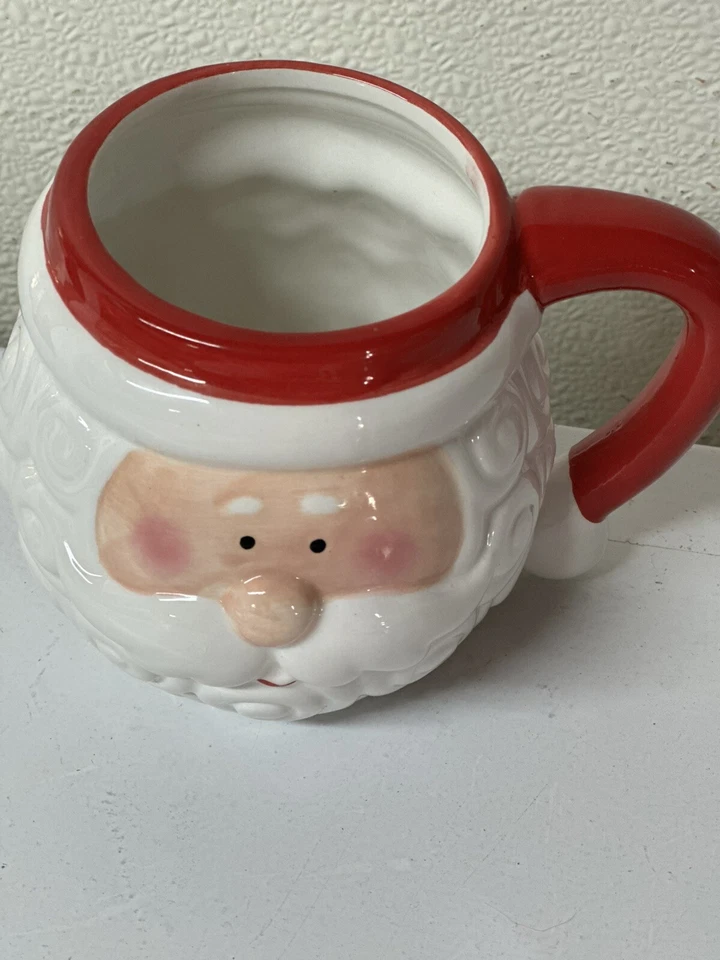 Tazas y crema de Navidad  Foto 2 de 4