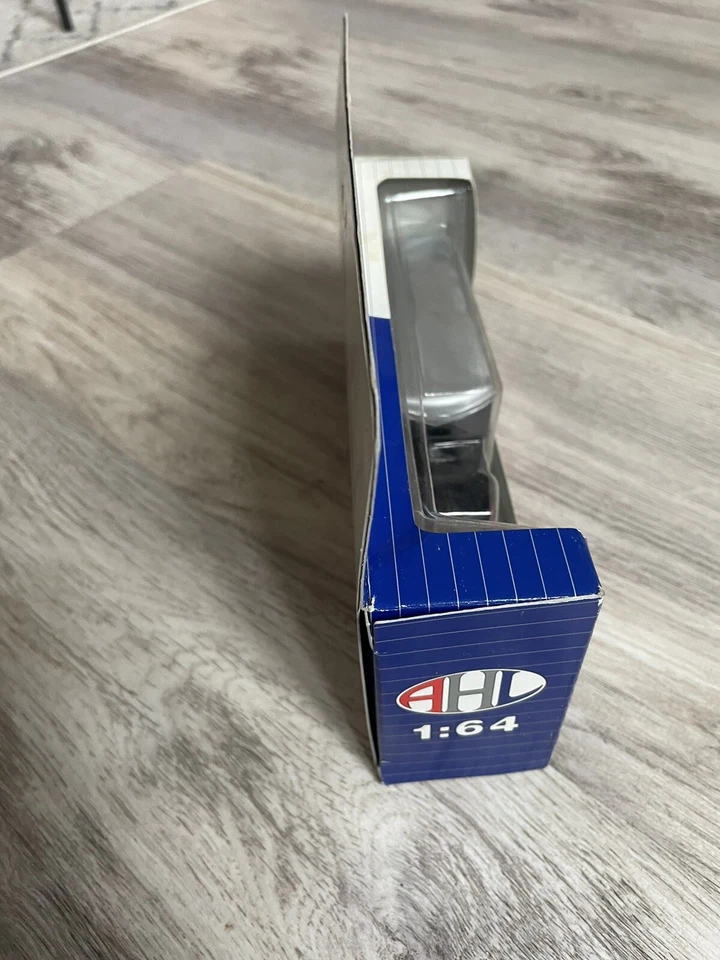 AMERICAN HIGHWAY LEGENDS 1/64 AUTOLITE SPARK PLUG  TRK & TRLR - Image 4 of 4