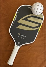 NEW NEVER USED Unbranded Pickleball Paddle Black and Gold w/ White Grip