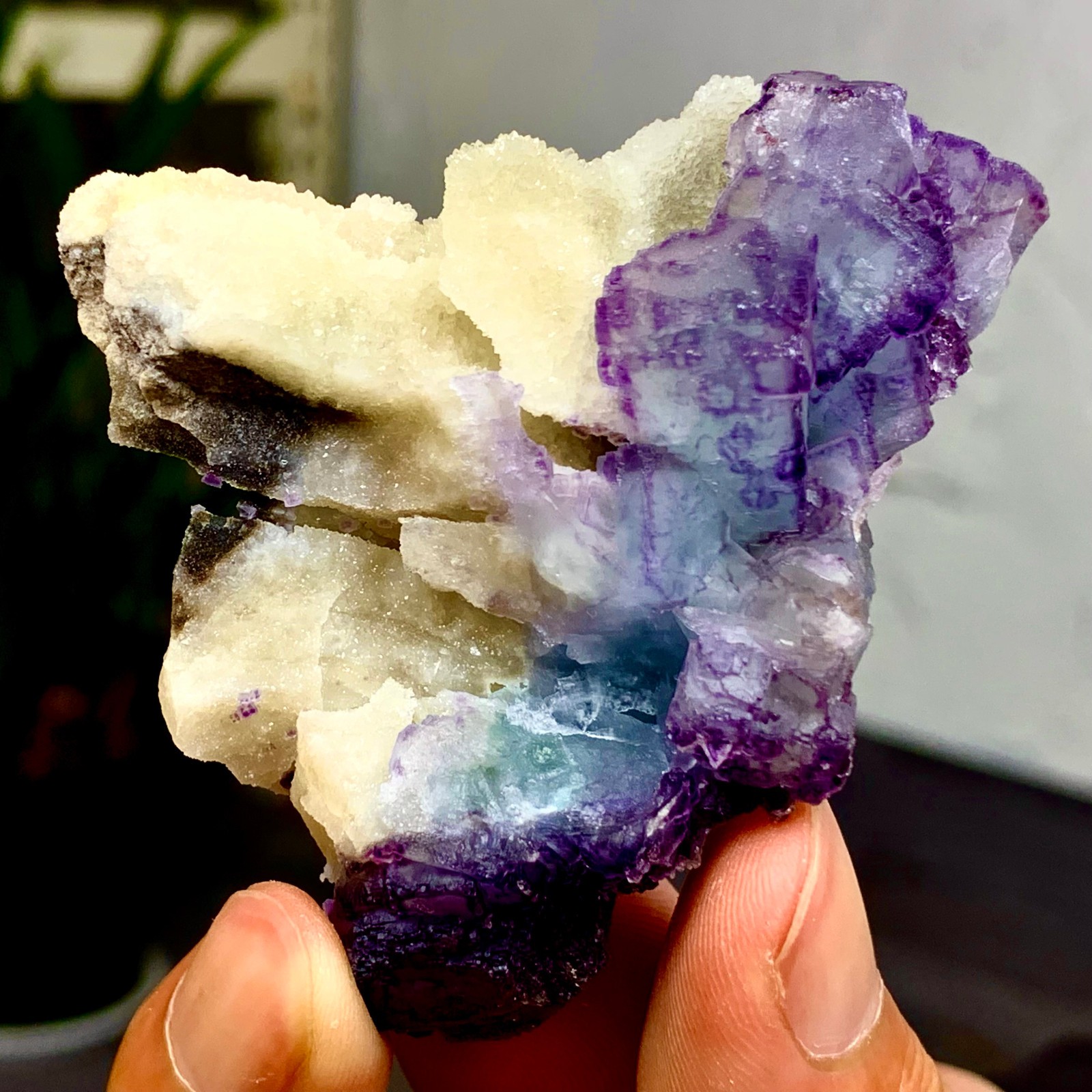 95G Natural Fluorite Cubic Crystal Purple Blue-Green Mineral Specimen from Yaogangxian