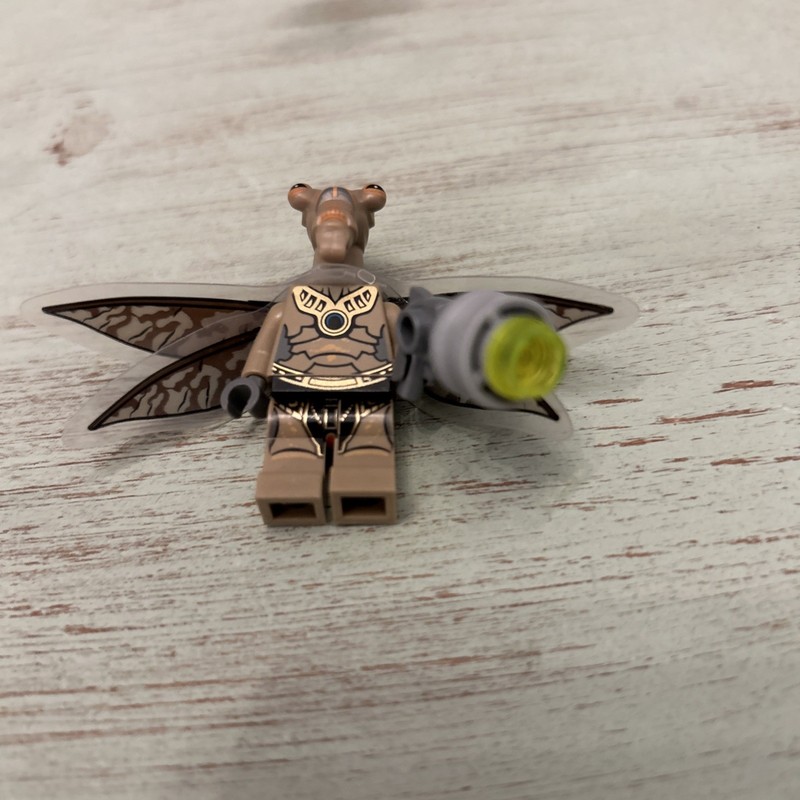 LEGO Star Wars Geonosian Warrior with Wings Minifigure