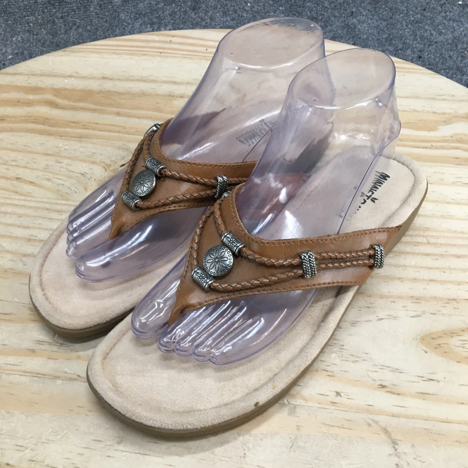 Sandalias Minnetonka para mujer 8 color tostado Silverthorne 36 chanclas tanga cuero sin cordones Foto 4 de 4