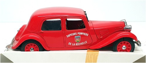 Eligor 1/20 Scale 3004 - Citroen Traction Sapeurs Pompiers Fire Car - Red - Picture 3 of 5