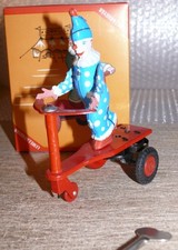 S50 Lemezarugyar Zirkus Clown mit Roller Blech Uhrwerk