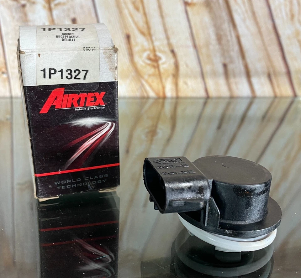 Enchufe de luz de señal de giro Airtex 1P1327 Ford Aerostar E-150 250 350 450 Explorer Foto 2 de 4