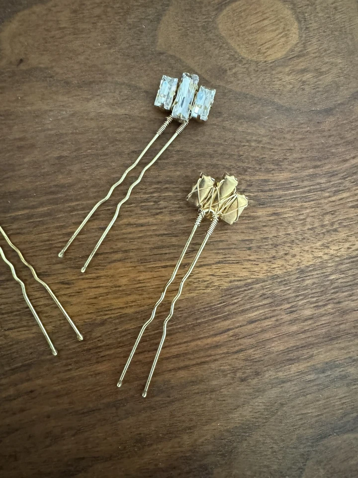 Alfileres para el cabello esmeralda a medida Foto 3 de 4