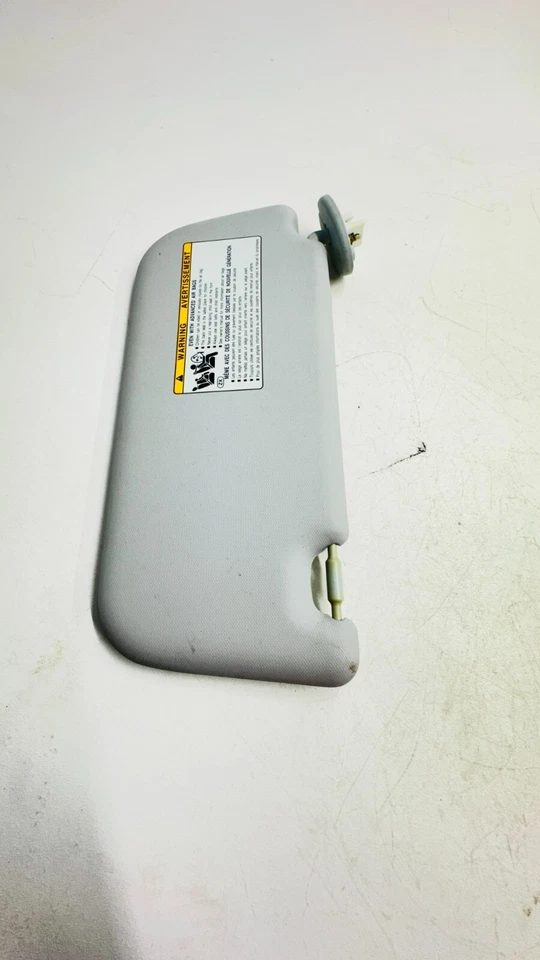 Toyota Prius Prime 2017 parasol delantero derecho OEM Foto 2 de 4