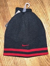 Nike Boys Youth Black Red Swoosh Beanie Hat Gloves Set - NEW 34