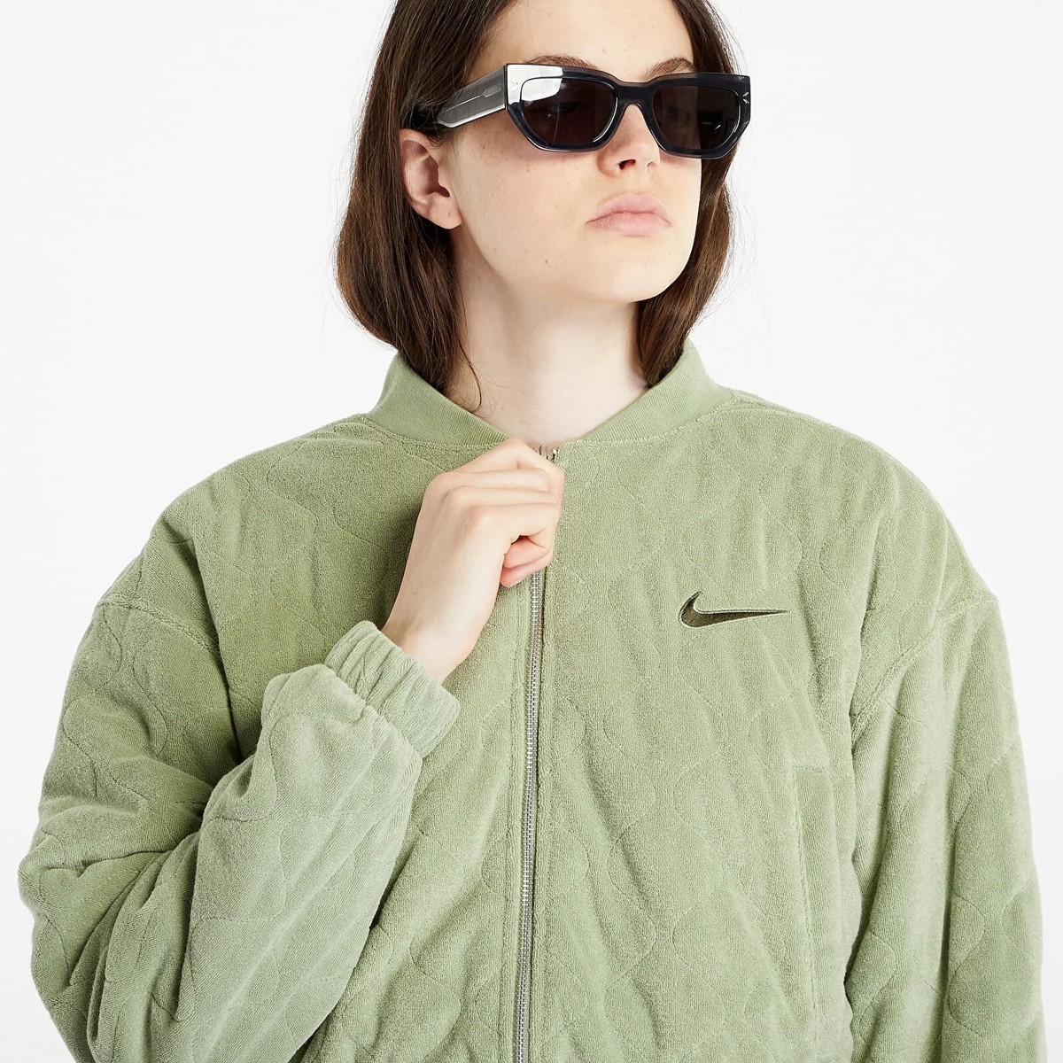〈NIKE〉★VELOR CROPPED JACKET★正規品★ Nike Sportswear Cropped Women's Terry Quilted Jacket Oil