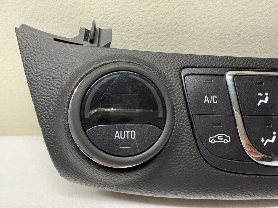 Chevrolet Impala 2014-2019 calefacción aire acondicionado control de temperatura OEM 23453509 Foto 2 de 4