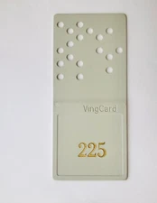 1 Vintage Hotel Motel VingCard Plastic Room Keycard #225 Key Card