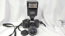 Vivitar V2000 35mm SLR camera w/35-70mm f/3.5-4.8 Lens Sanpack Auto 422D Flash