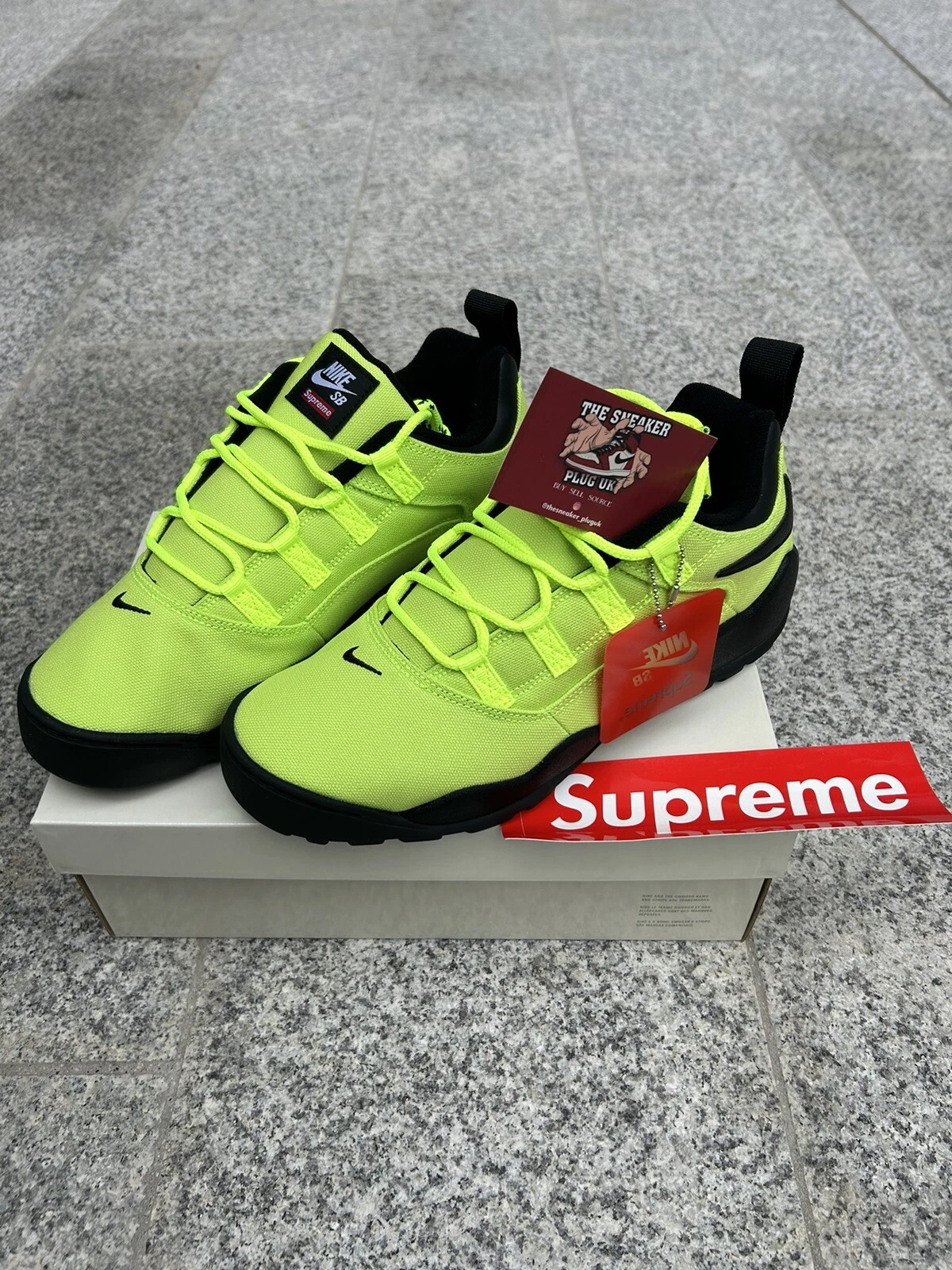 Supreme Nike SB Darwin Low Volt Taille UK11 VERT ✅️ SHIPPIng rapide