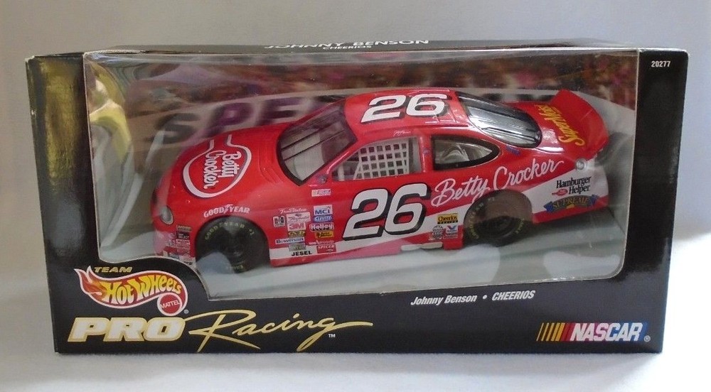 NASCAR Team Hot Wheels # 26 Johnny Benson Cheerios 1:24 Diecast Race Car 1997