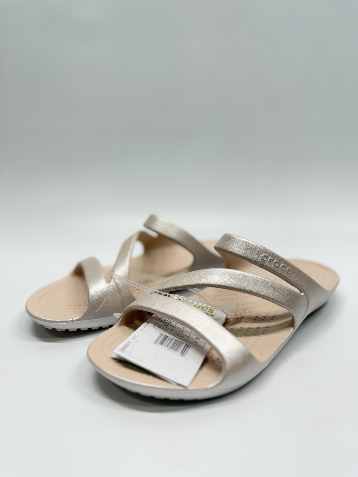 CROCS Women’s KADEE II SHIMMER Rose Pearl Sandal Sz 7 NWT