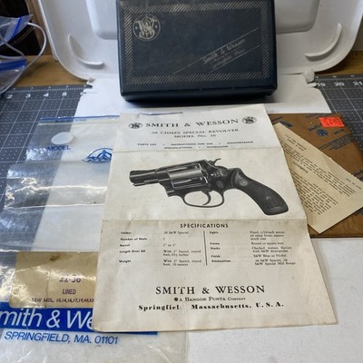 Smith & Wesson Model 36 Chiefs Special Box S&W Vintage Original w