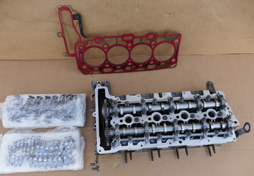 BMW F40 F44 F45 F48 MINI F54 Zylinderkopf Nockenwellen 8575437 8575438 8580263