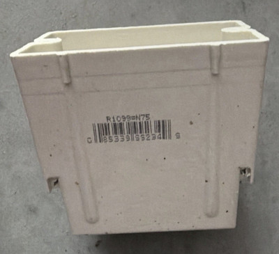 Allied Moulded FiberglassBox 1-Gang New Work Fiberglass Box White R1099=N75