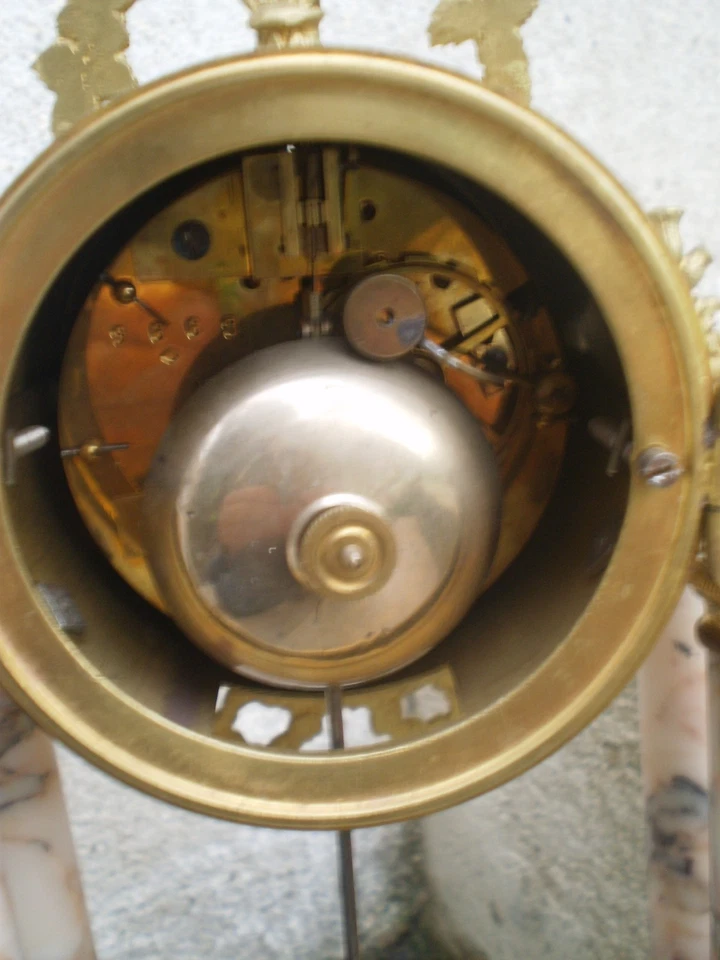 ancienne pendule a colonnes marbre - Photo 4/4