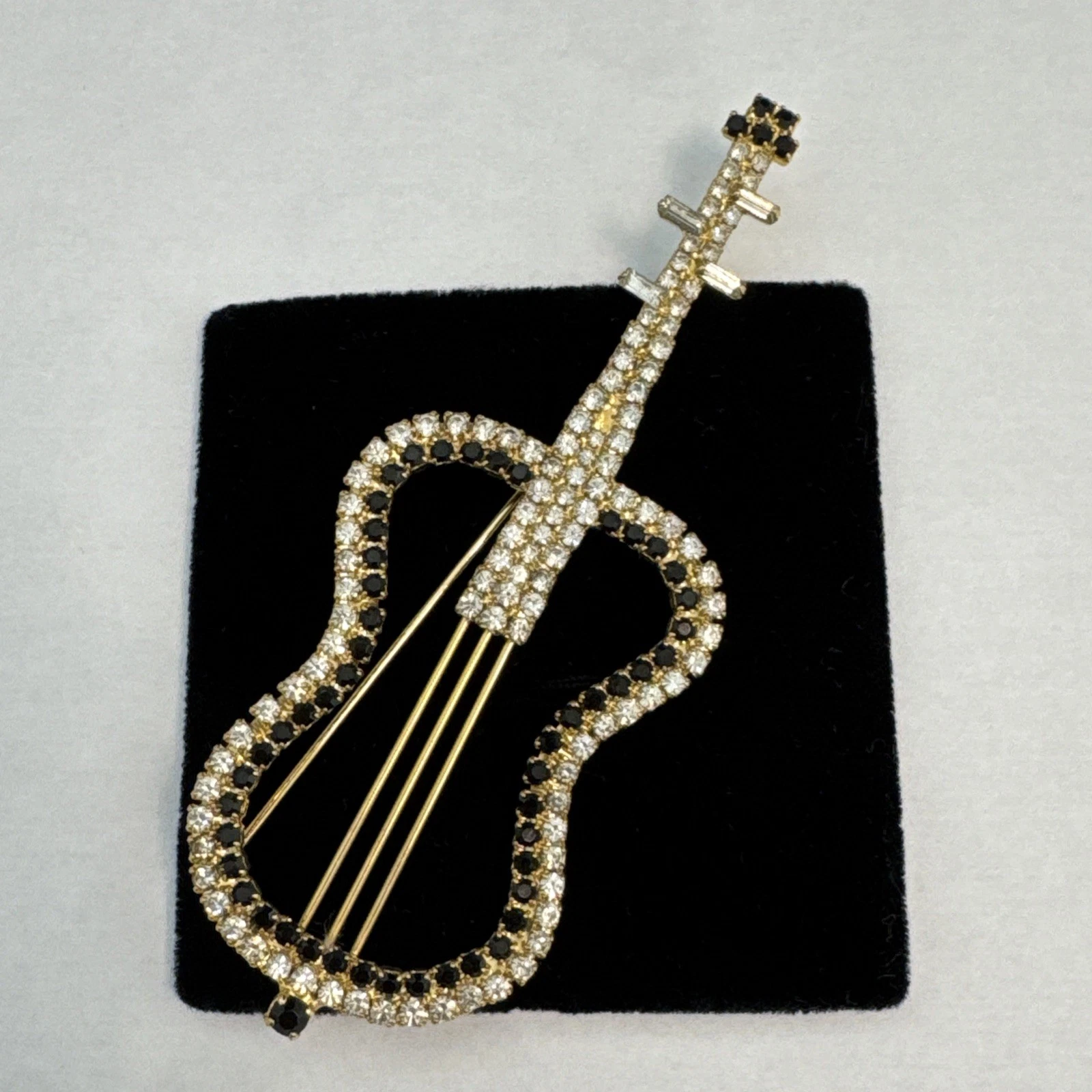 Bijoux Fantaisie Broche Violon Doré Avec Strass Noir Et Blanc