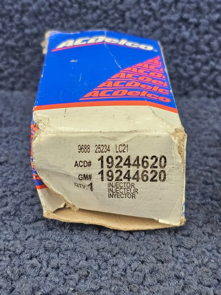 ACDelco 19244620: Fuel Injector Gas For Chevy Olds Cutlass Saturn SW2 SC2 SL2 - Image 2 of 4