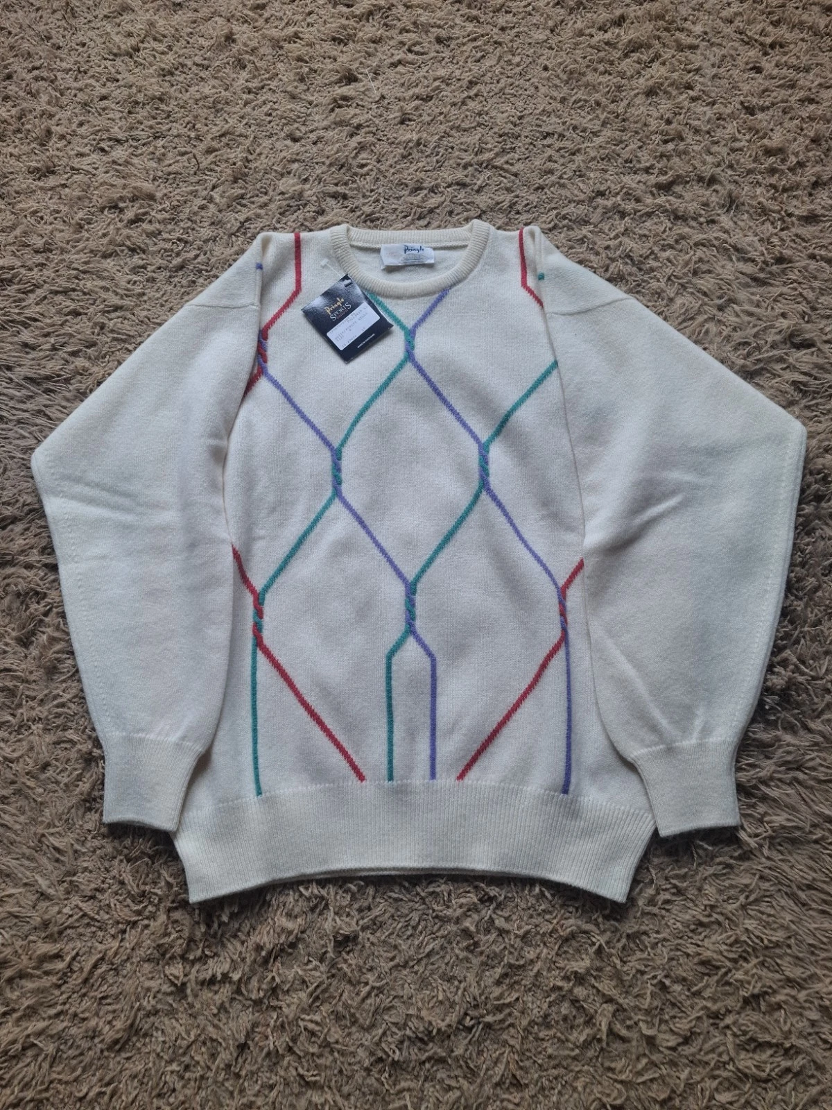 PRINGLE Sports Vintage Jumper Size Medium Beige Geometric Golf Sweater BMWT
Opens in a new window or