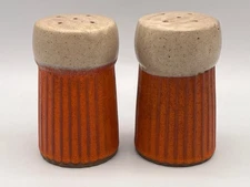Rare MCM Vintage Royal Haeger Stoneware Orange Ribbed Salt And Pepper Shakers
