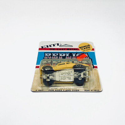 自動車 Ertl Collectibles 1940 Ford Street Rod Ertl American Muscle 1940 Ford Coupe Street Rods 1:18 Scale