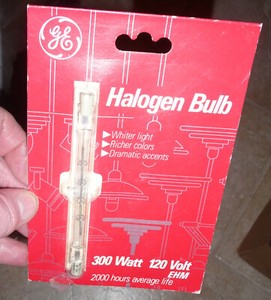 GE 300 W Halogen T2.5 Bulbs 5950 Lumens R7S Base. B