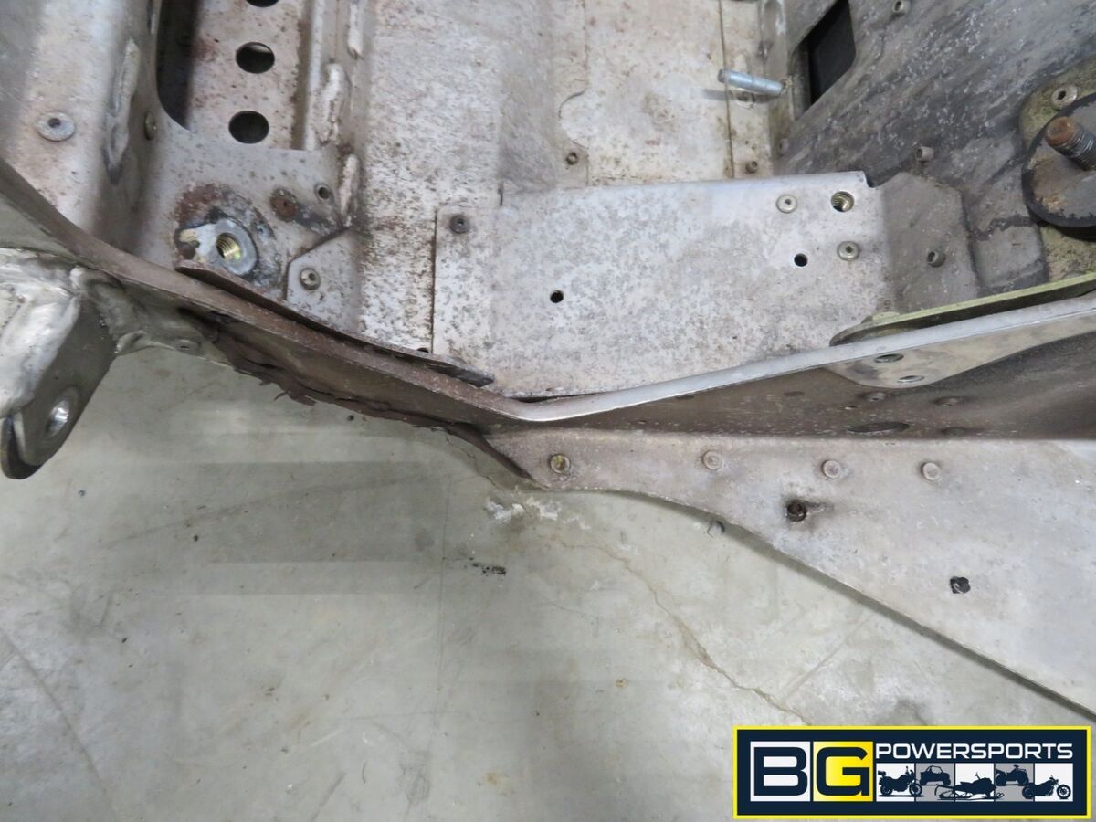 EB639 2010 10 POLARIS RMK 800 DRAGON 155 FRAME TUNNEL EB639 2010 10 POLARIS RMK 800 DRAGON 155 FRAME TUNNEL