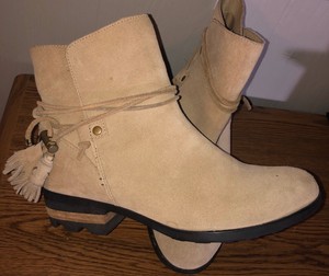 waterproof moccasin boots