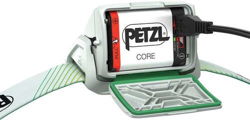 NEU! Petzl Actik Core 600 Lumen Wiederaufladbare Wander Stirnlampe Grün E065AA02 - Bild 5 von 6