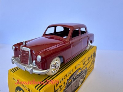 NOREV CIJ EUROPARC C31200 Mercedes-Benz 220 SE Red 1:43 Diecast Car